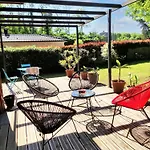 Maison Spacieuse A Avec Jardin Et Barbecue, 125 M². Saint-Selve