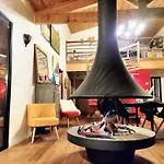 Maison Spacieuse A Avec Jardin Et Barbecue, 125 M². *