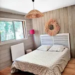 Maison Spacieuse A Avec Jardin Et Barbecue, 125 M². Holiday home *