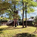 Maison Spacieuse A Avec Jardin Et Barbecue, 125 M². *