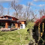 펜션 Maison Spacieuse A Avec Jardin Et Barbecue, 125 M².