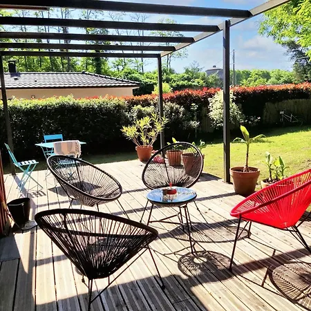 Maison Spacieuse A Avec Jardin Et Barbecue, 125 M². Saint-Selve