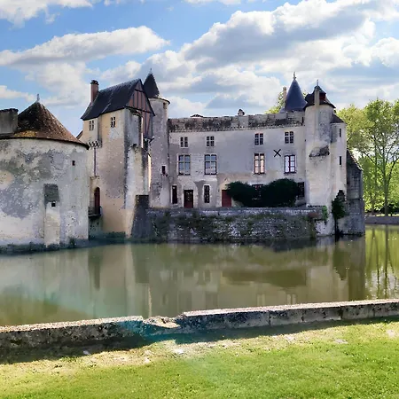 Maison Spacieuse A Avec Jardin Et Barbecue, 125 M².