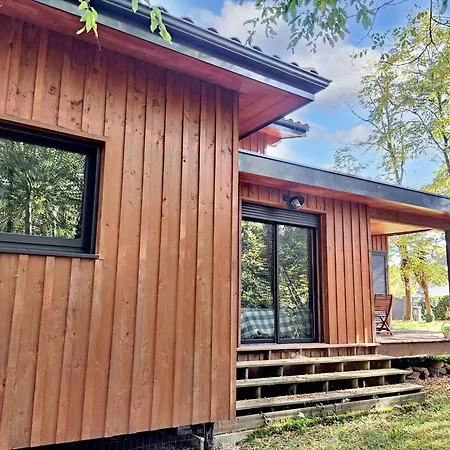 Maison Spacieuse A Avec Jardin Et Barbecue, 125 M². بيت للعطل Saint-Selve