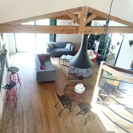 Holiday home Maison Spacieuse A Avec Jardin Et Barbecue, 125 M². Saint-Selve