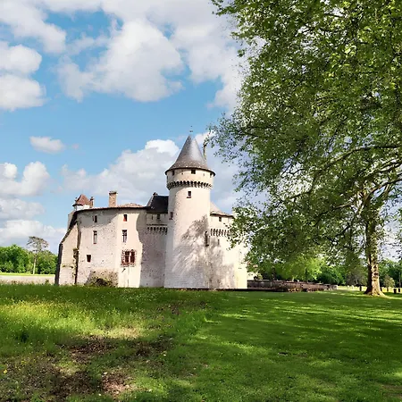 Maison Spacieuse A Avec Jardin Et Barbecue, 125 M². *