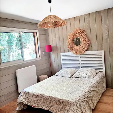 Maison Spacieuse A Avec Jardin Et Barbecue, 125 M². Holiday home *