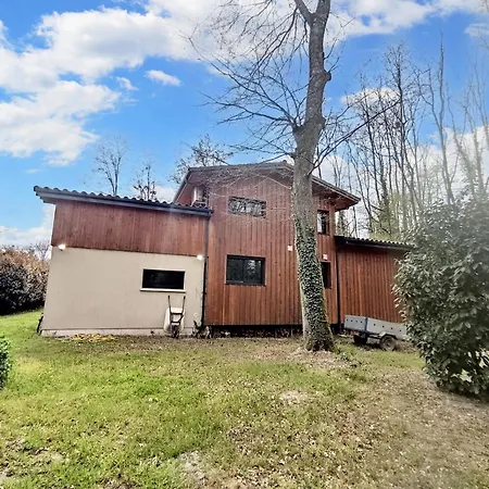 Holiday home Maison Spacieuse A Avec Jardin Et Barbecue, 125 M².