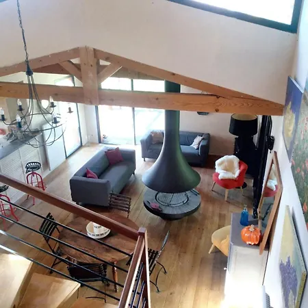 Maison Spacieuse A Avec Jardin Et Barbecue, 125 M².