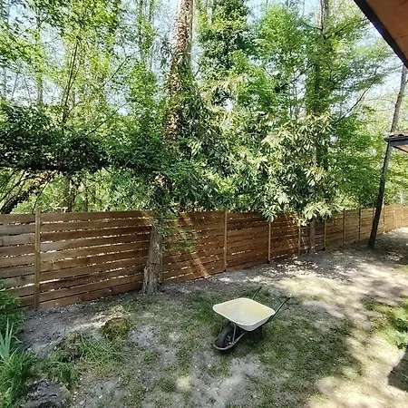 Maison Spacieuse A Avec Jardin Et Barbecue, 125 M². بيت للعطل