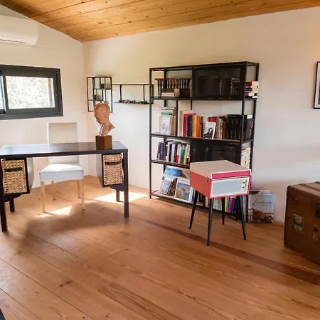 Holiday home Maison Spacieuse A Avec Jardin Et Barbecue, 125 M².