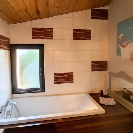 Maison Spacieuse A Avec Jardin Et Barbecue, 125 M². بيت للعطل *