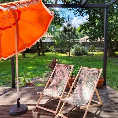 Maison Spacieuse A Avec Jardin Et Barbecue, 125 M². Holiday home Saint-Selve
