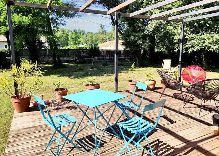 Maison Spacieuse A Avec Jardin Et Barbecue, 125 M². *