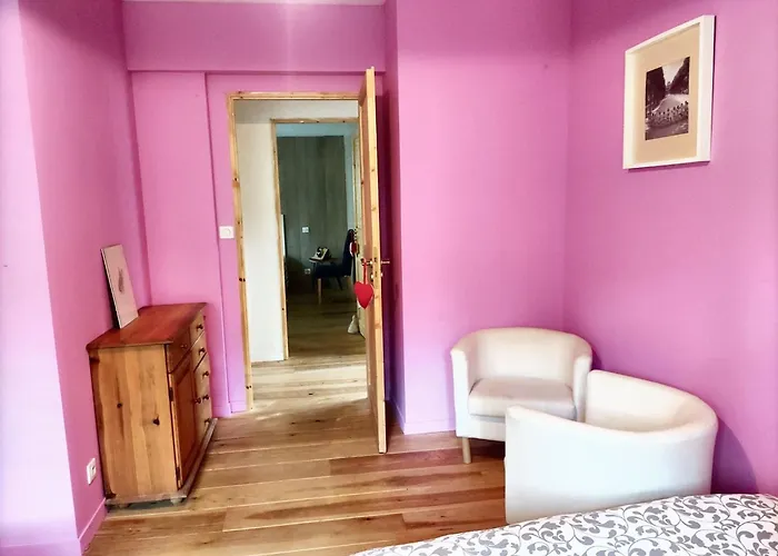 Maison Spacieuse A Avec Jardin Et Barbecue, 125 M². * Saint-Selve