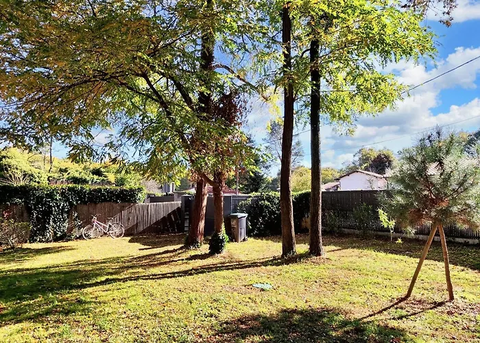 Maison Spacieuse A Avec Jardin Et Barbecue, 125 M². *