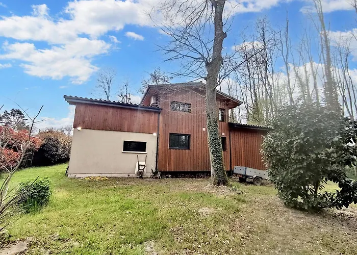 בית נופש Maison Spacieuse A Avec Jardin Et Barbecue, 125 M².