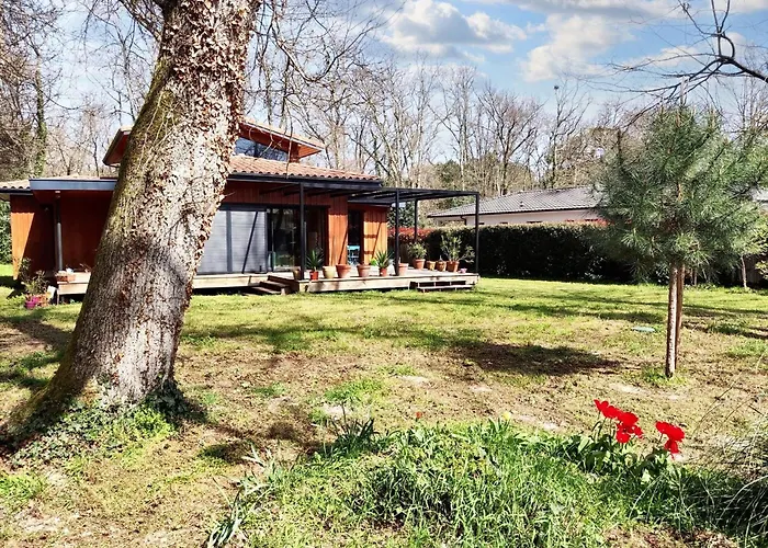 בית נופש Maison Spacieuse A Avec Jardin Et Barbecue, 125 M². *